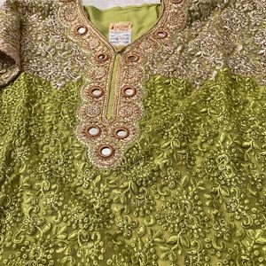 Beautiful threadwork semi stitched free size suit